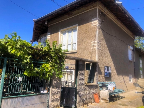 Ловеч, с. Дойренци, Продава 